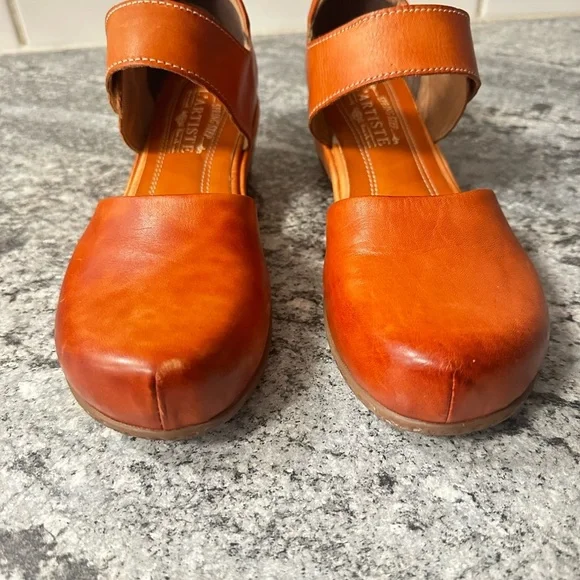 L’ARTISTE 39 Gloss Pansy leather velcro ankle strap comfort minimalist Mary Jane - Picture 4 of 10